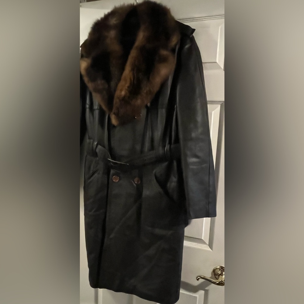 “VINTAGE”🍫Brown Leather Coat /GenuineFur Collar😍